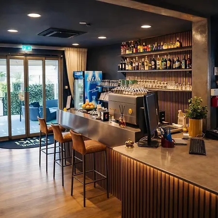 Dinkli Hotel Rímini