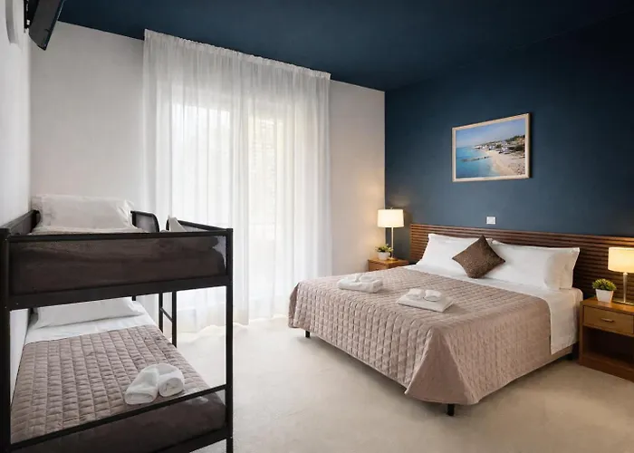 Hotel Dinkli Rimini