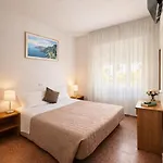 Dinkli 3* Rimini